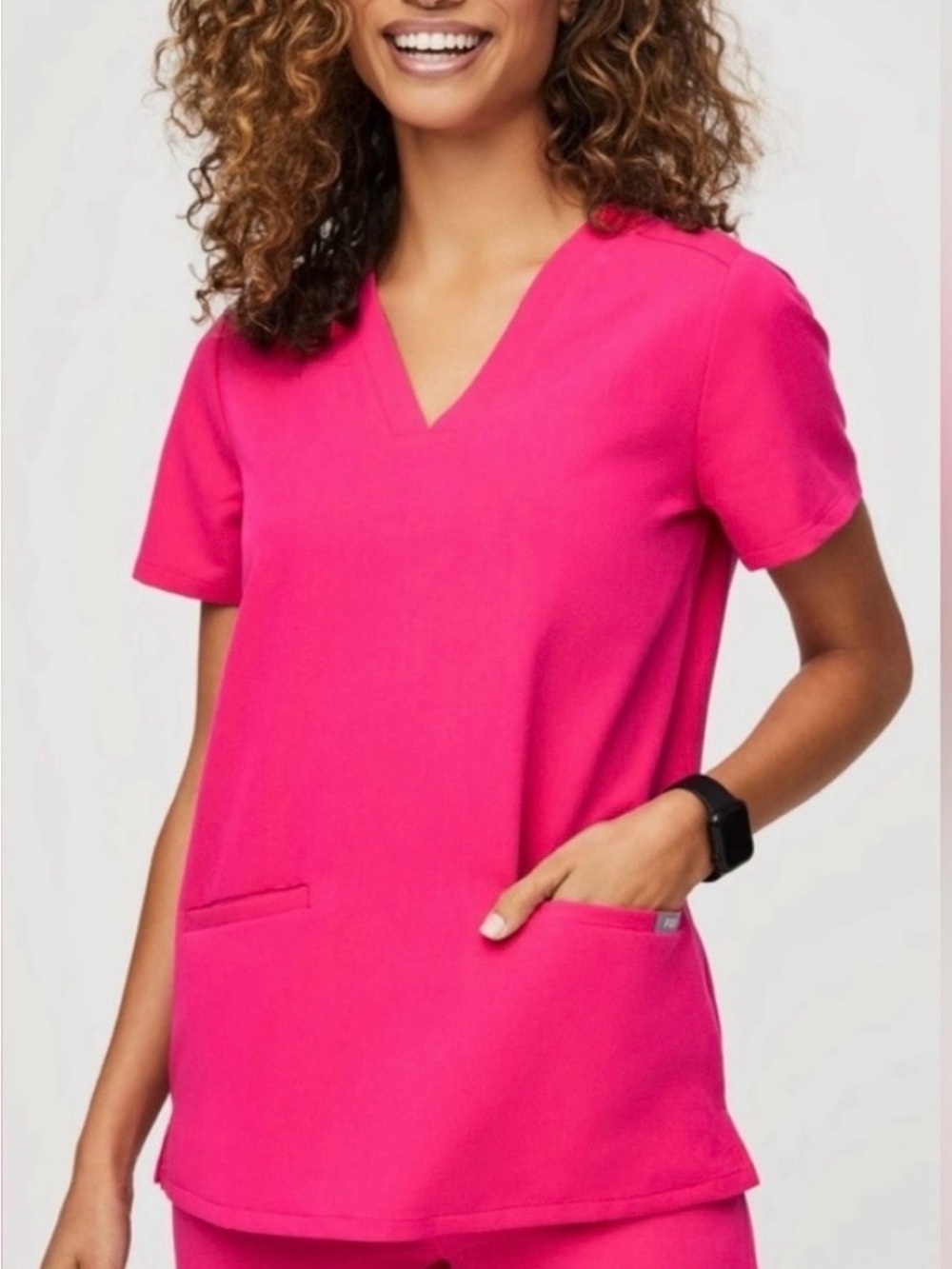 💗FIGS Casma Three-Pocket Scrub Top. Size: XXS. Shocking Pink. EUC